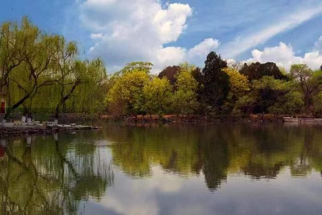 北大学子镜头中的燕园美景