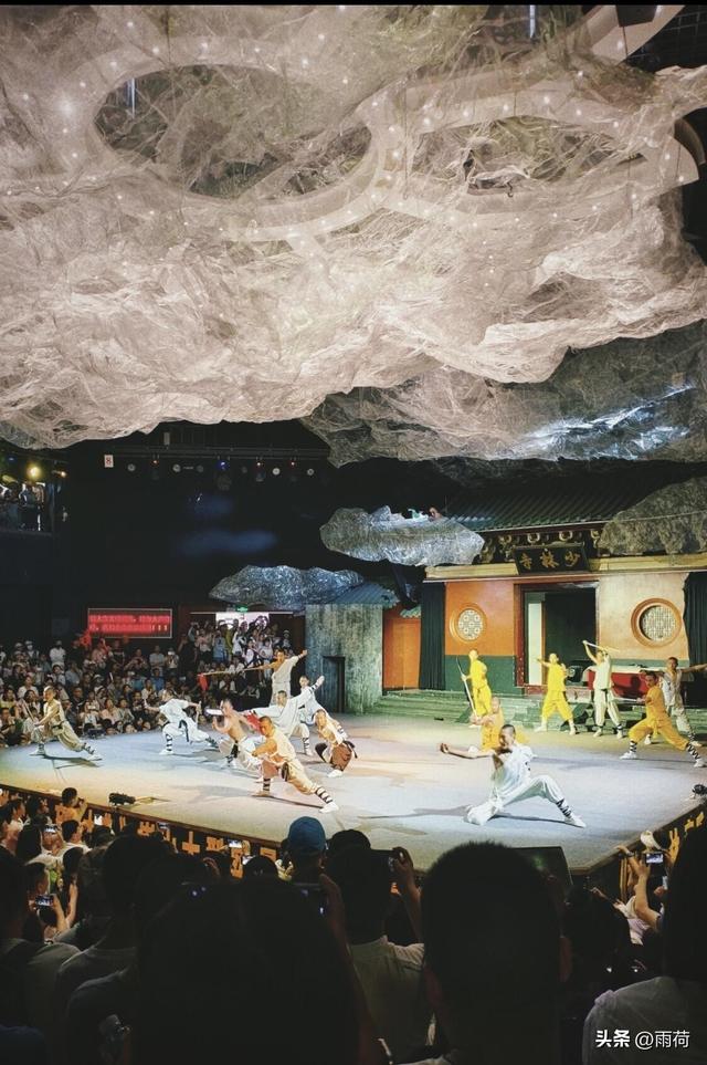 我是上海人，刚从河南郑州回来	，实在忍不住想说：对郑州5点印象