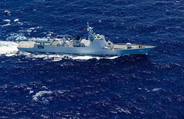中方海空军出动，轰6J直扑黄岩岛，美国一声不吭，菲律宾慌忙改口