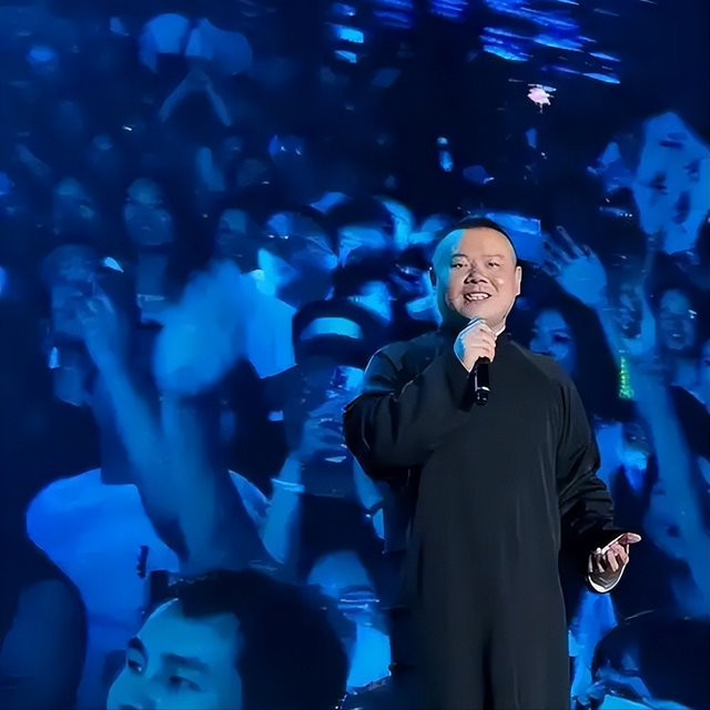 北京这一夜，官宣新身份的岳云鹏，彻底颠覆了大众对他的固有认知