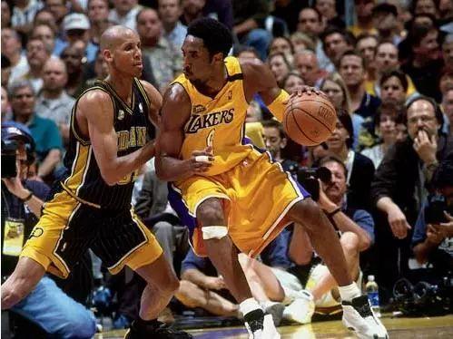 NBA总决赛经典时刻 - 2000年：奥尼尔和科比带领湖人夺冠