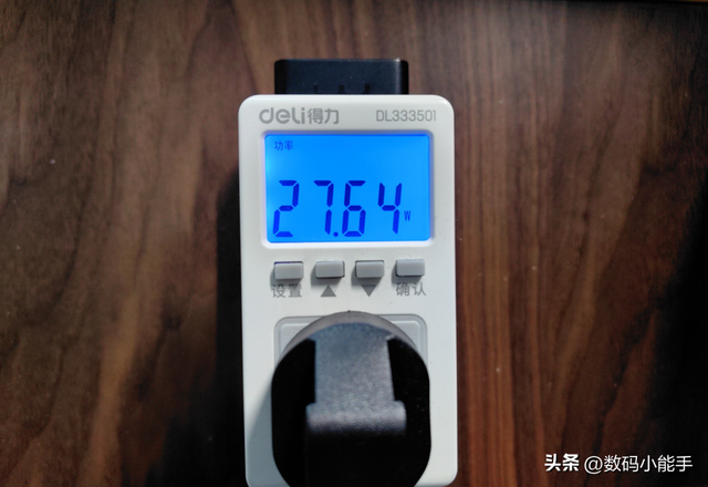 极空间Z425首发评测：顶级配置，性能炸裂，面向未来的AI NAS旗舰