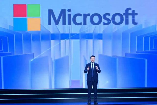 2.4亿台电脑变废铁？Win10停服，用户集体抵制Win11，原因太真实