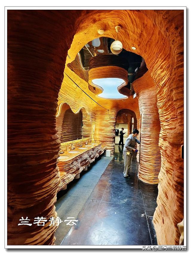 甘肃敦煌市区内必看的热门景点，太有创意了！