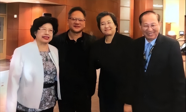 年薪4亿！美国芯片女王原来是中国人，为何却顶风为中国定制芯片