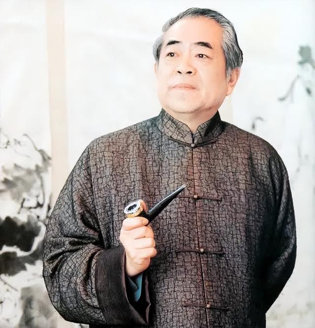 与女儿断绝关系仅1天，范曾担心的事发生了，小50岁娇妻受牵连