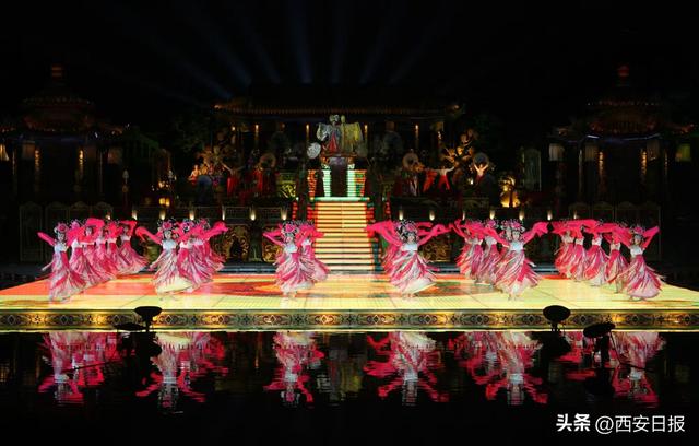 假期第二日西安旅游演艺市场表现抢眼 《长恨歌》单日票房近300万元