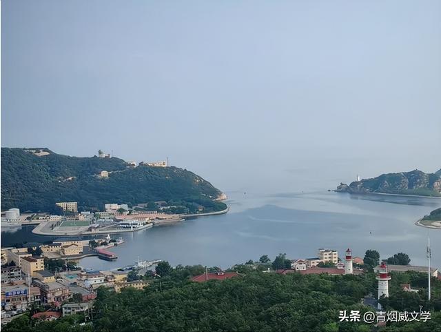 七月闲云行：沿海行记事