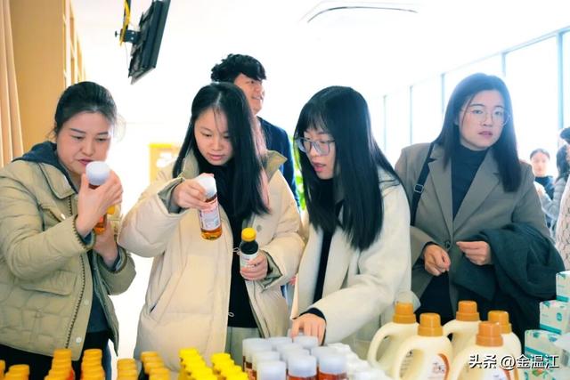 “温江青春大使”上线！“青言青语”带你“花Young”游温江