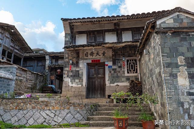 走遍福建古村落，罗源中房镇满盾，始于后唐距今千年，五座大厝