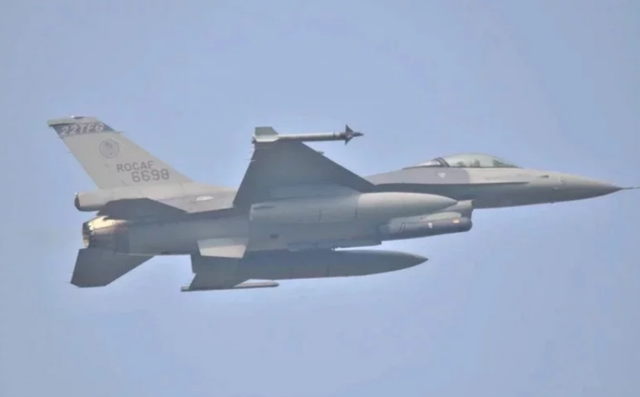 特朗普撕毁承诺，上亿军火将抵台	，中方再抛美债，美国大动脉被切