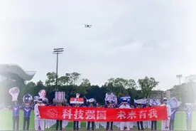 学生原创会歌，老师现场“造火”！华西中学运动会，又是百年盛宴图片