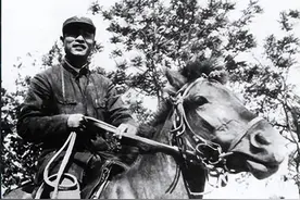 小伙报考哈军工被拒，张爱萍得知后怒斥校方：知道他父亲是谁吗？图片