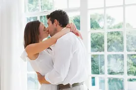 丈夫和自己的老婆“不行”与别的女人却激情澎湃？图片