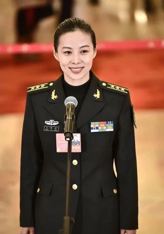 女航天员王亚平，因工作常年没回家，和丈夫的关系一句话道出真相