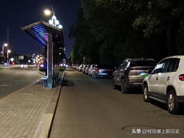 威观宁夏：银川“满城尽是戴头盔”，那路什么时候还回来？