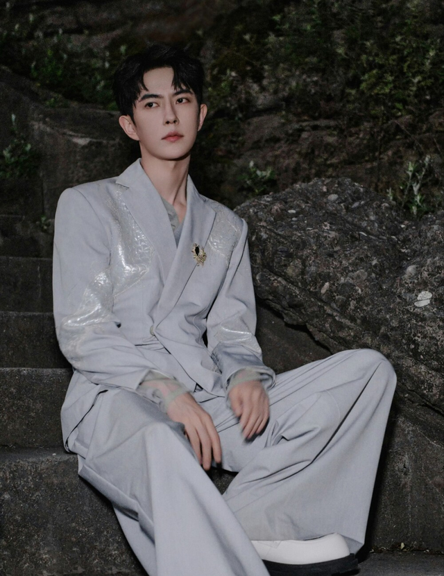 原来她就是于朦胧妈妈，苦了一辈子白发送黑发人，吴京的话说对了