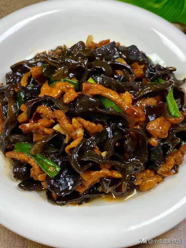 保护血管的5种食物，洋葱排第5名，第1名就在常吃的水果里