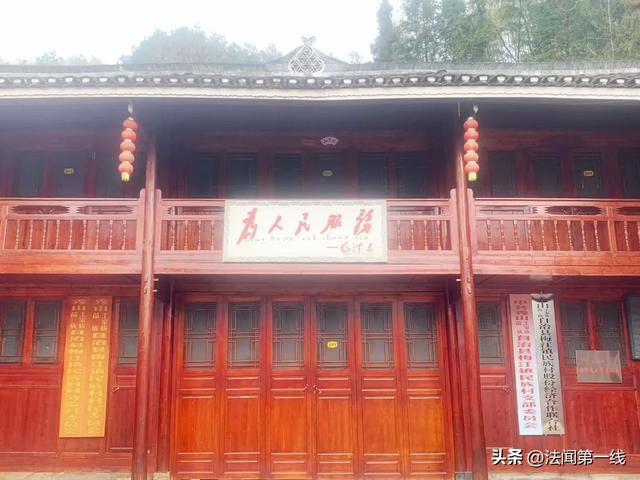 图说｜金珠苗寨把“乡愁”酿成了振兴的甜酒