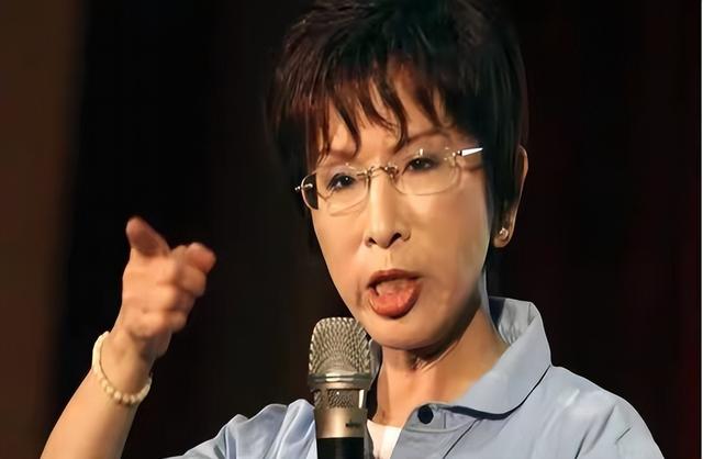 洪秀柱刚观礼完9·3阅兵，岛内支持度大反转，台当局矛头对准新北