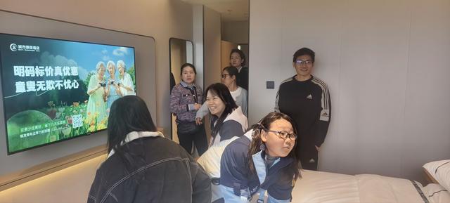 鄂城区文旅酒店美食协会:首次组织专项考察活动走进会员单位