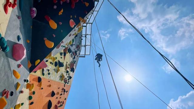 2026上海第一场“硬核”之旅！17个工业旅游宝藏地，带你快乐跨年！