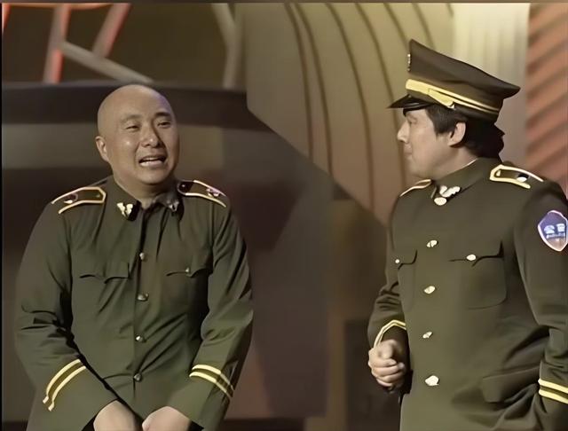 陈佩斯一纸诉状消失32年，携《戏台》归来，他到底在打谁的脸？