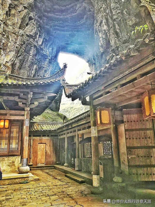 武隆天生三桥，景区没有安装电梯的原始模样