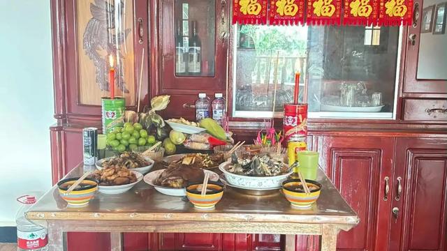 此地美女如云都说汉语，却不归中国管辖，女孩更想嫁中国男人