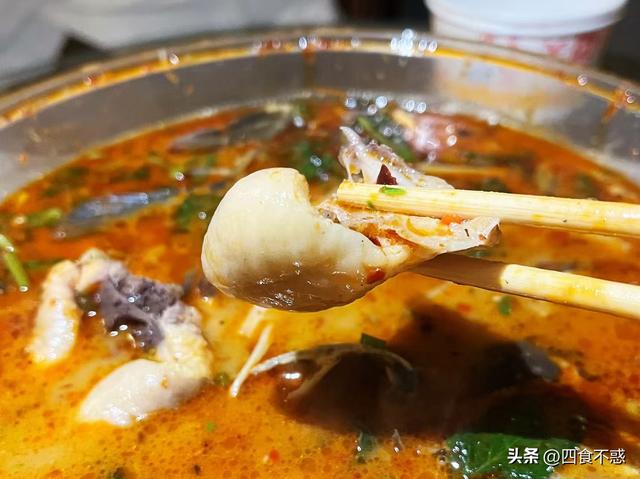 彩云之南的“拍照圣地”西双版纳，美食都是五彩的！