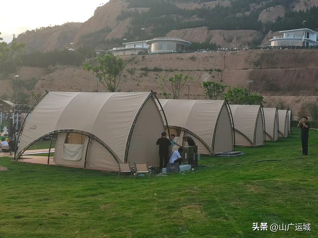 这个夏天 无需远行 大禹渡禹王台太空舱露营地给你一个清凉的夏日。