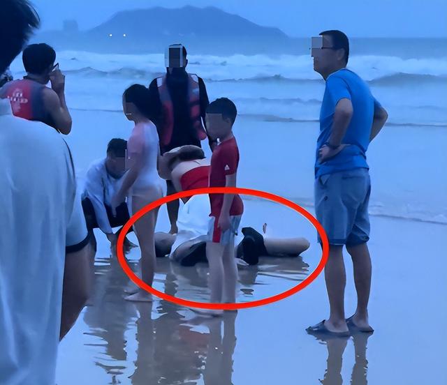 男子三亚溺水后续，死者身份被扒，妻子崩溃，网友：不值得同情