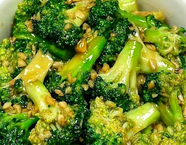 意外发现了“饿两顿定律”，体重从132减到92，掉秤太快了