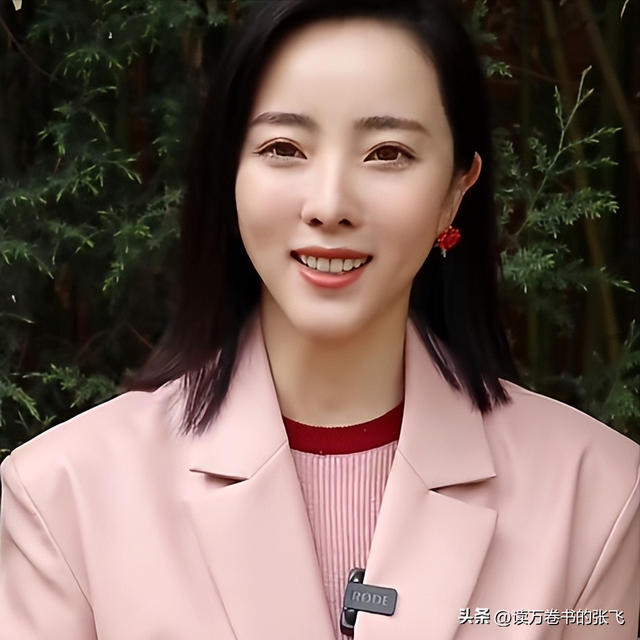 狐狸尾巴藏不住？李思思离开央视原因曝光，原来“野心”不止于此