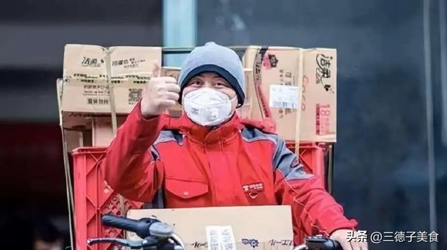 京东001号快递员已退休，勤恳工作16年，刘强东承诺的房兑现了吗