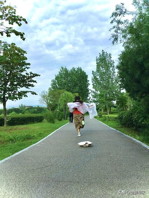 “赛文奥特曼”跑步法爆红：谢谢章若楠，治好了我的“姿势焦虑”