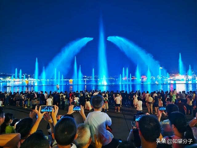 肇庆星湖旅游景区两天迎客25.6万人次