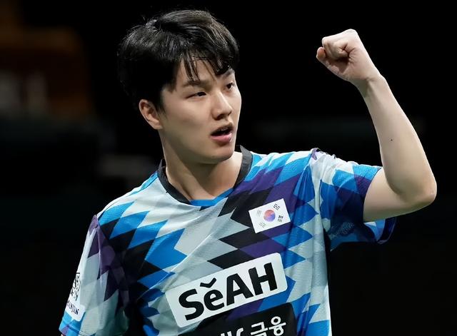 乒乓亚锦赛：张本智和开门红！首战3-0胜名将，率先为日本队立功
