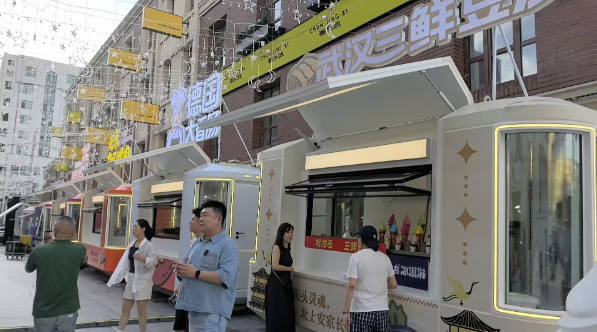 春京西“水舞食韵”激活百年街巷