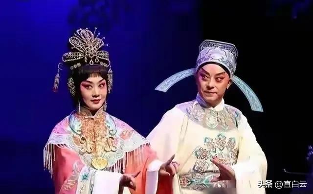 至今未婚未育，身边却有男人陪了近27年！59岁的她才是真人间清醒