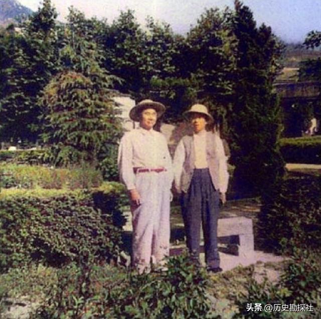韩先楚夫人有多美？1970年的珍贵留影，她50岁容貌出众天生丽质