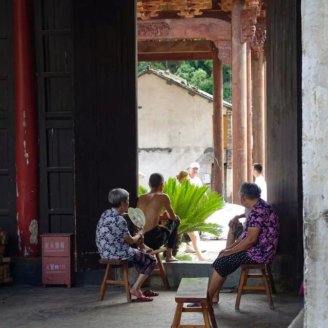 比国清寺还绝的寺庙，打卡黑神话同款，这个秘境小城太宝藏了！