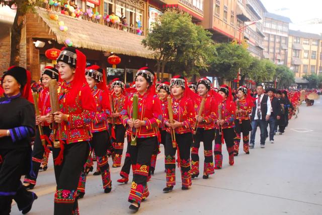 2025绿春县哈尼十月年长街古宴文化活动露营帐篷出租来啦！