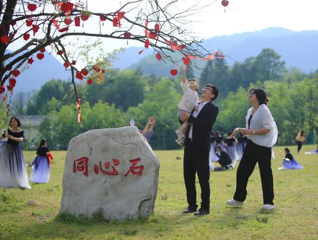 广纳天下客 元梦新蜀道 | 当“女儿节”遇上“女儿节”！坐标广元，包浪漫的！