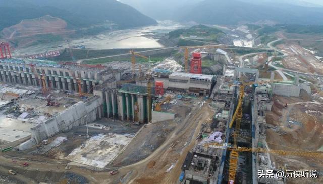闸门比三峡高10.5米！广西砸357亿建大藤峡大坝，值得吗？