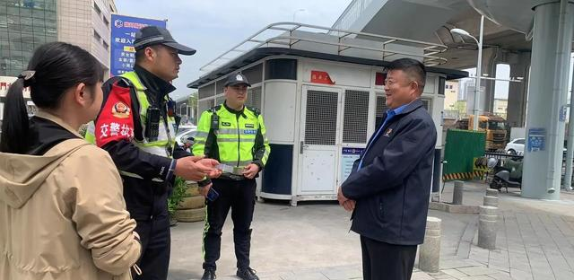 全国“交警”集体改名！一字之差，职能不同，对普通人什么影响？