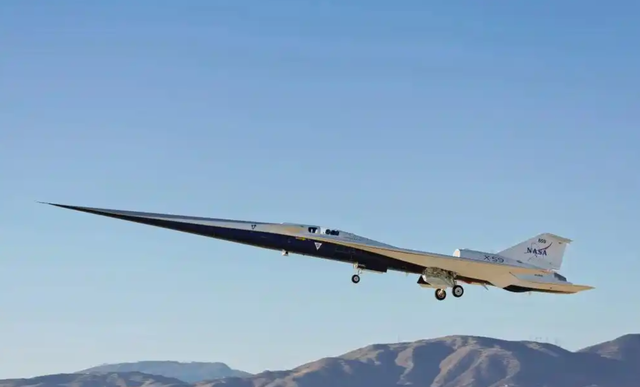 迟了5年！美国X-59超音速飞机首飞：1.4倍音速，音爆声响大幅减弱