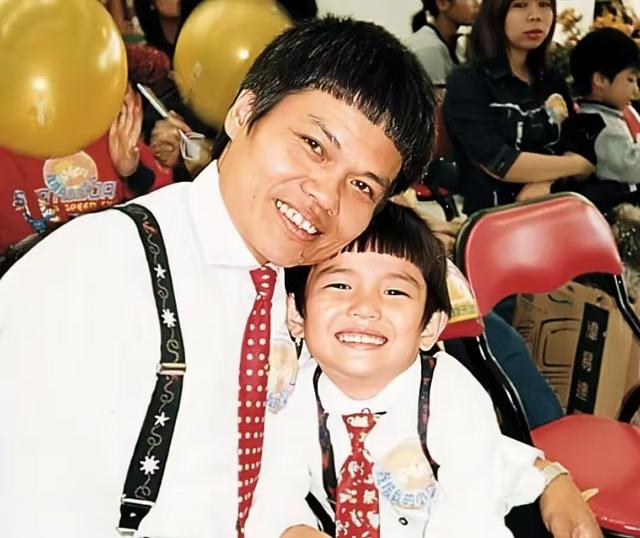 “牡丹花下死，做鬼也风流”！如今，谁也救不了风流成性的八两金