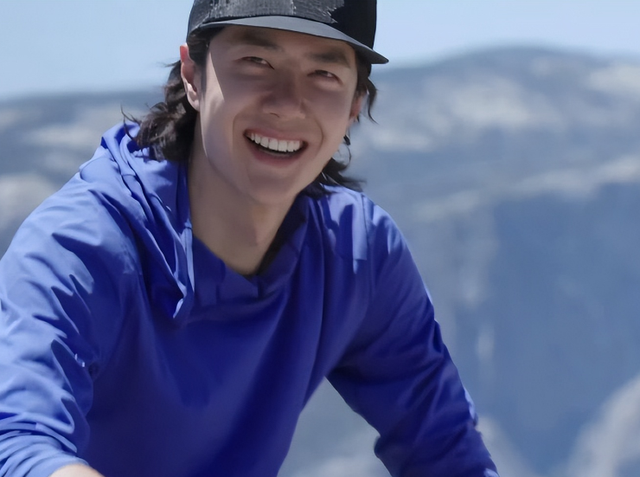 钱再多有什么用？28岁王一博手滑坠海，才懂陈道明那番话的含金量