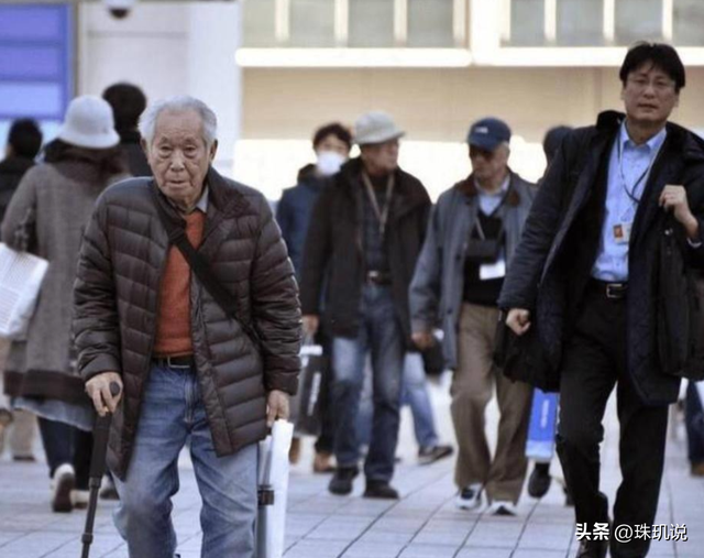 中国将迎来死亡高峰？22年去世1041万人，23年1110万，去年多少？